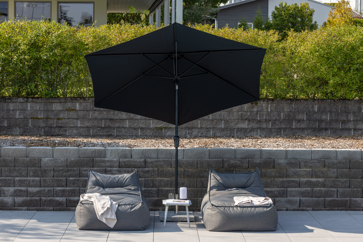 Venture Home Leeds Parasoll Ø300 Svart
