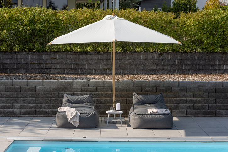 Venture Home Naxos Parasoll 300 x 267 x 300 Vit