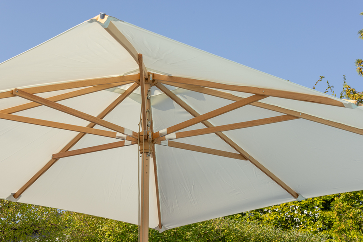 Venture Home Naxos Parasoll 300 x 267 x 300 Vit