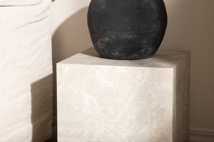 Venture Home York Soffbord 40 x 40 Beige