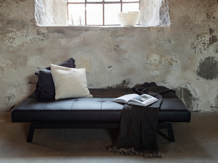 Venture Home Bodil Bäddsoffa Svart