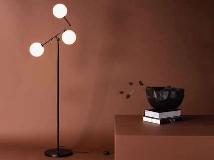 Venture Home Marsan Golvlampa Svart