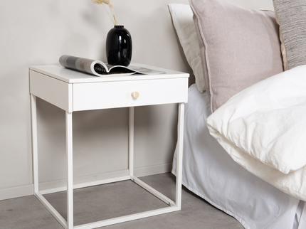 Venture Home Bakal Sängbord 41 x 43 Vit
