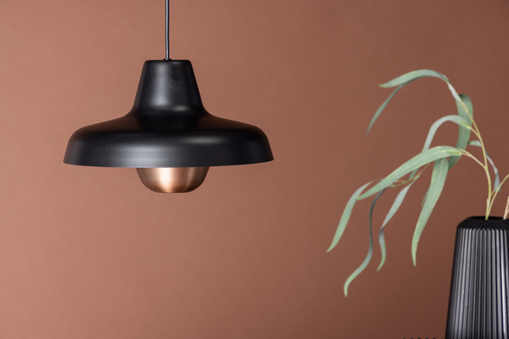 Venture Home Högbyn Taklampa Svart
