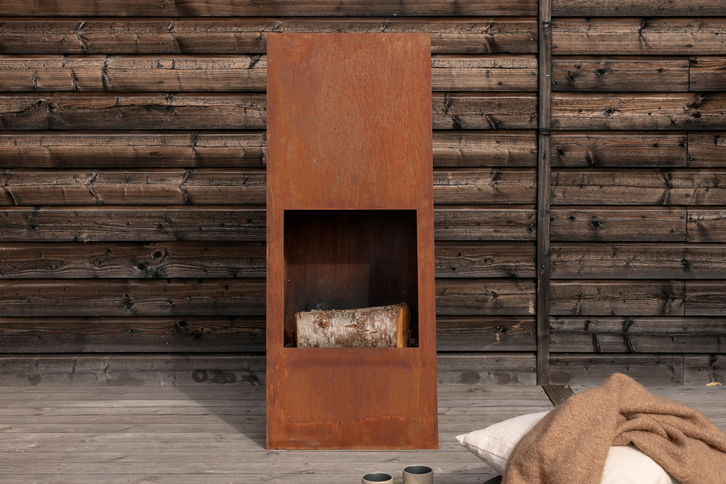 Venture Home Bastian Eldstad 50 x 20 x 120 Rusty Orange