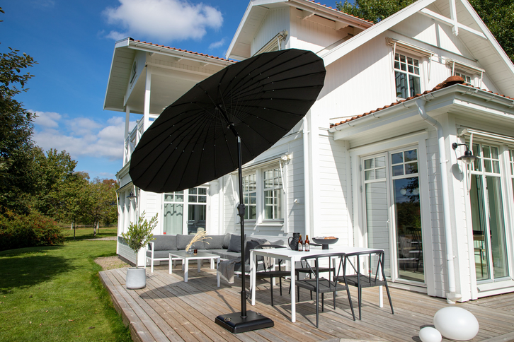 Venture Home Palmetto Parasoll Ø270 Svart