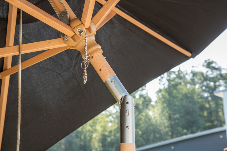 Venture Home Corypho Parasoll Ø250 Svart