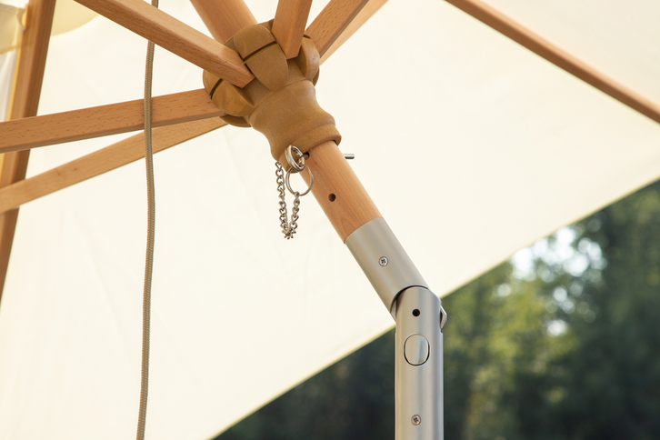 Venture Home Corypho Parasoll Ø250 Vit