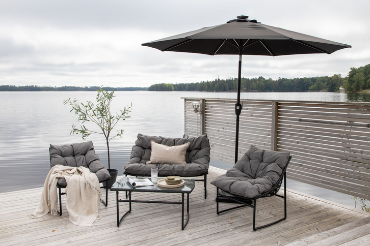Venture Home Sabal Parasoll 270 x 270 x 241 Svart