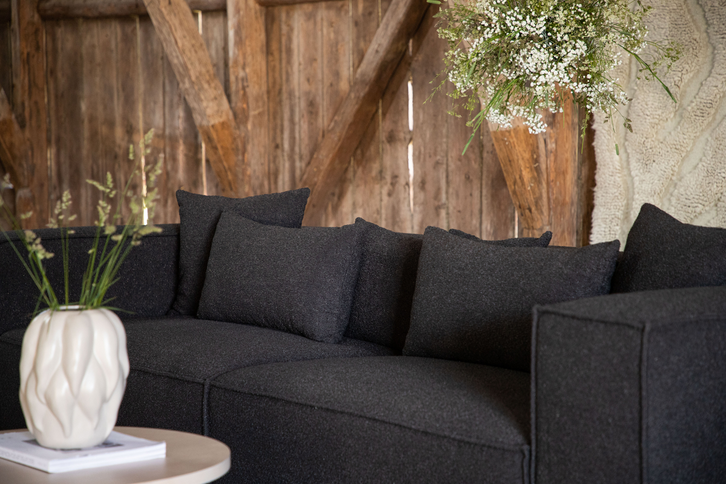 Vind Gillholmen 4-Sits Soffa Svart