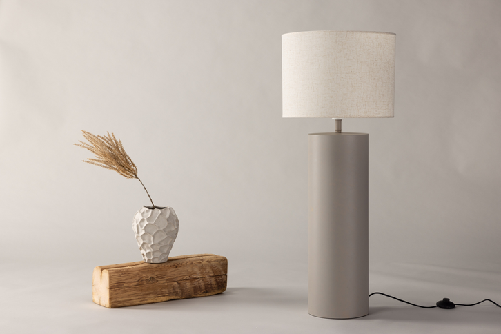Vind Umeå x Josefin Lustig Golvlampa Grå
