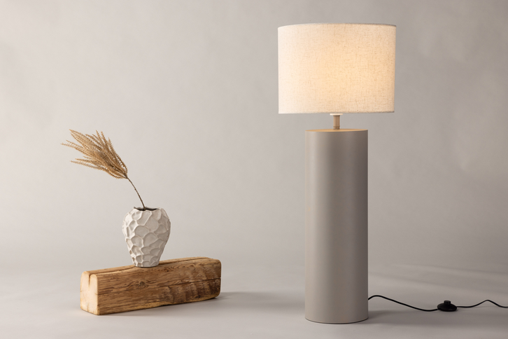 Vind Umeå x Josefin Lustig Golvlampa Grå