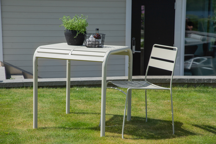 Venture Home Borneo Cafebord 70 x 70 Beige