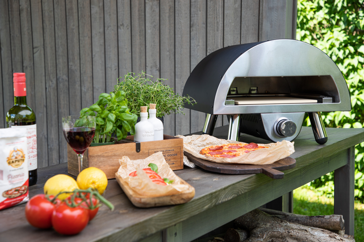 Venture Home Sentosa Gasol i Svart Stål & Keramikplatta