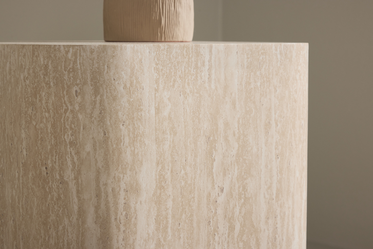 Venture Home Klirou Sidobord 40 x 40 Beige