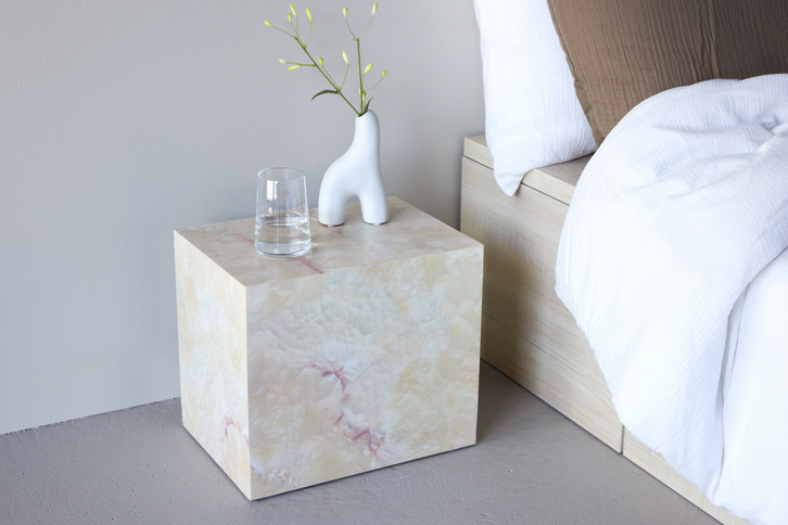 Venture Home York Sidobord 35 x 25 Beige