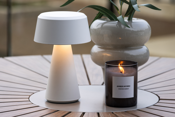 Venture Home Statford Bordslampa Utomhus Vit