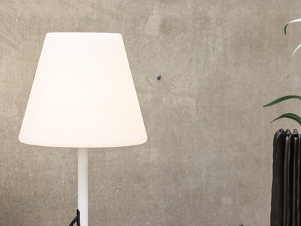 Venture Home Moris Bordslampa Utomhus Vit