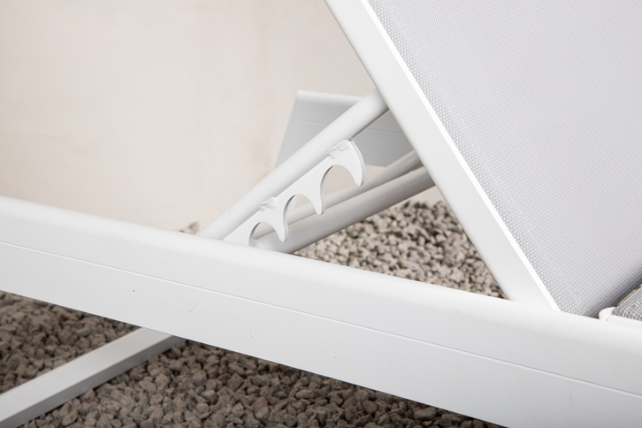 Venture Home Parma Solstol Vit